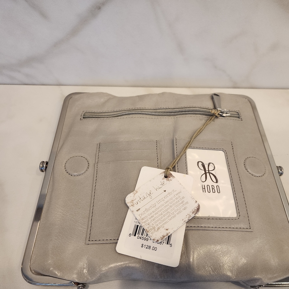 NWTO Hobo, The Lauren cluth-wallet. Grey.. brand new,  never used. - Picture 11 of 16
